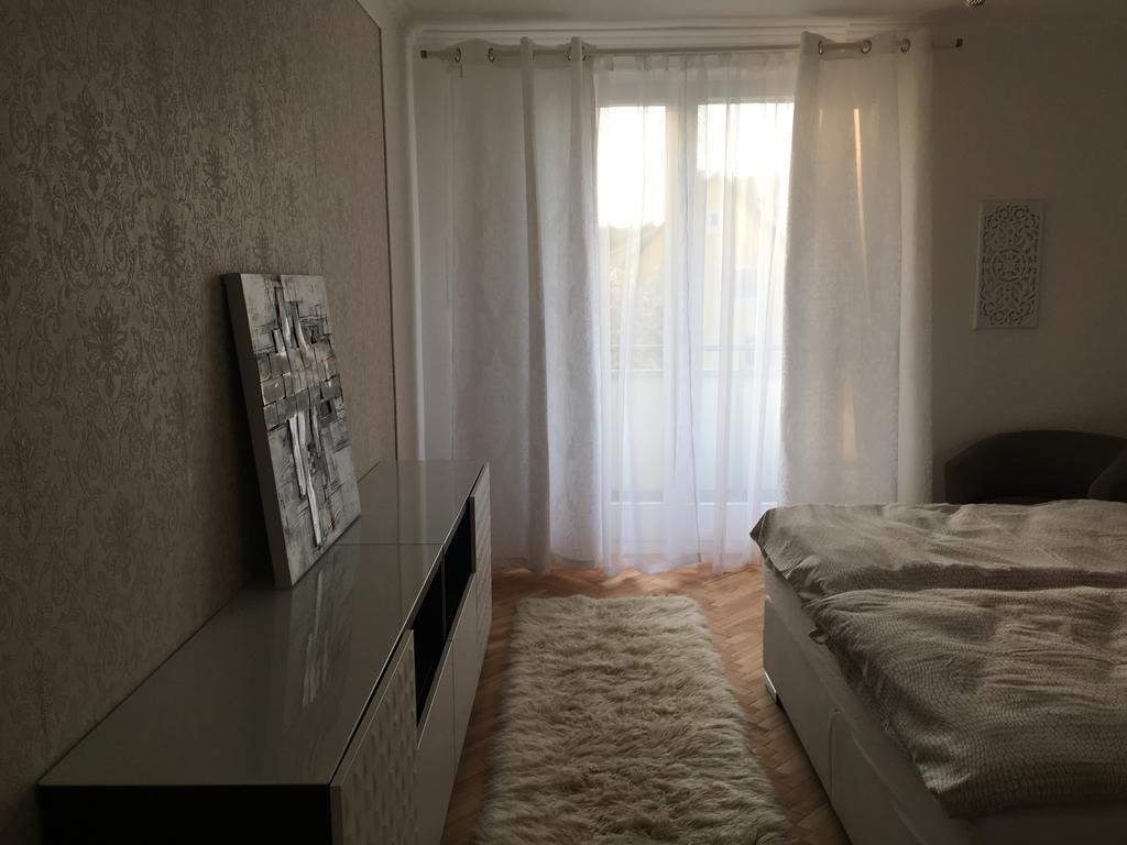 Am Loewenpark Apartamento Melk Exterior foto